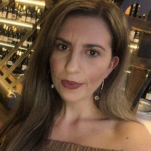 Meet your Posher, Lisa